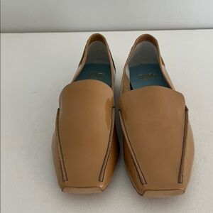 Frances Valentine Elyce Loafer in Camel Patent Leather with Navy Threading